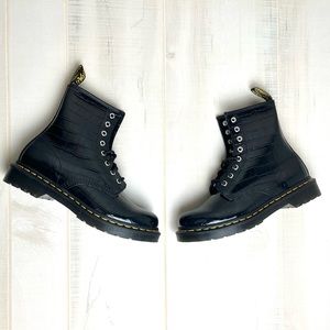 Dr. Martens 1460 Patent Croc Embossed Boots Size 8
